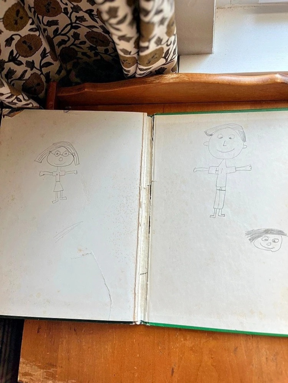 3 Vintage Children’s Books - Picture 5 of 15